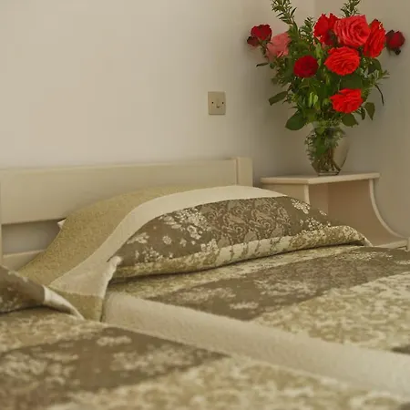 δενδρολίβανο 4* Μηνιά