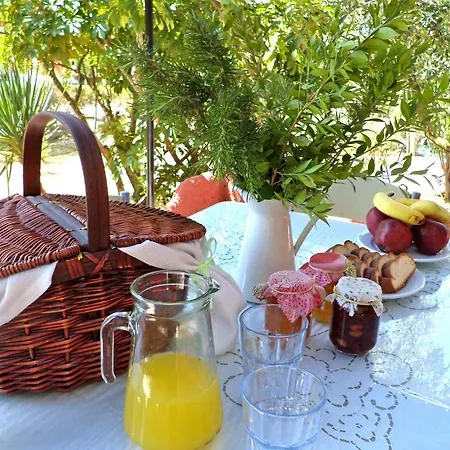 δενδρολίβανο Μηνιά