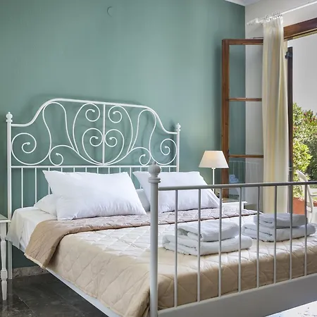 Ξενοδοχείο με διαμερίσματα δενδρολίβανο 4*