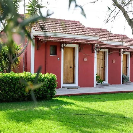 Dendrolivano Aparthotel Minia