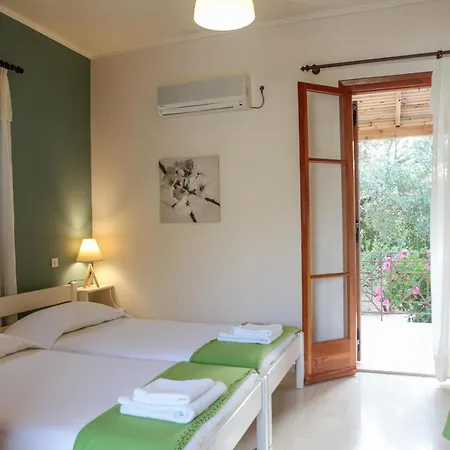 Ξενοδοχείο με διαμερίσματα δενδρολίβανο Μηνιά