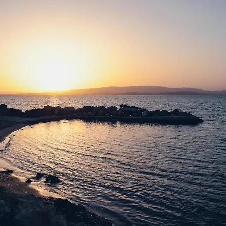 Ξενοδοχείο με διαμερίσματα δενδρολίβανο 4*