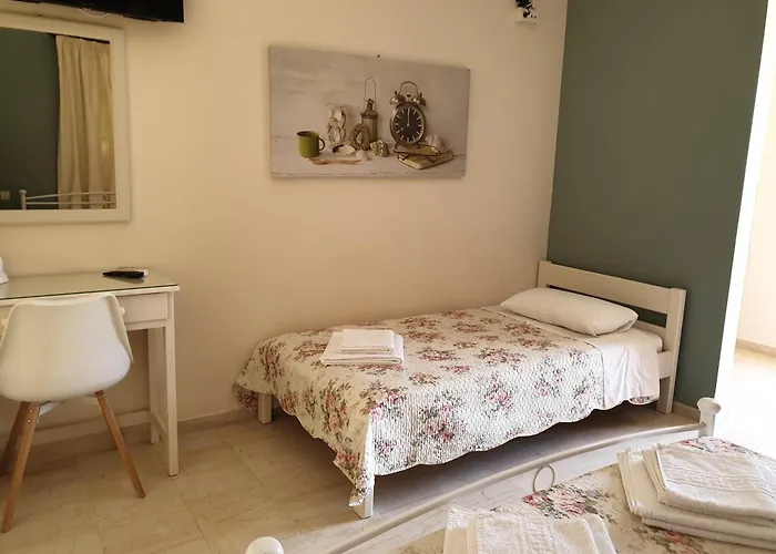 Aparthotel Dendrolivano