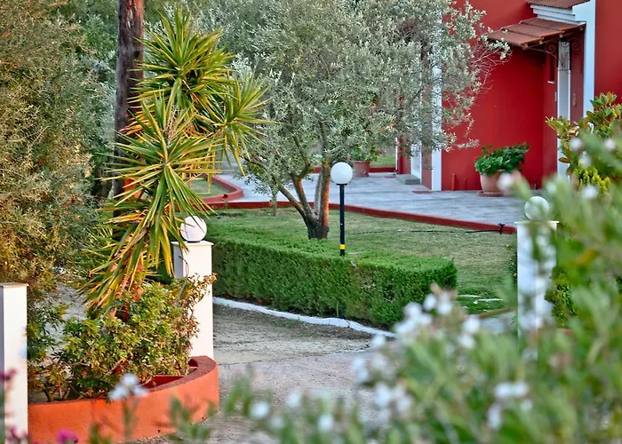 Dendrolivano Aparthotel Minia