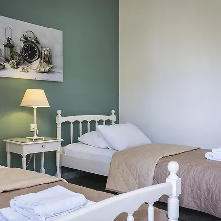 Aparthotel Dendrolivano *